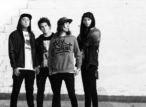 Pierce The Veil + Sleeping With Sirens Announce Second Leg of World Tour