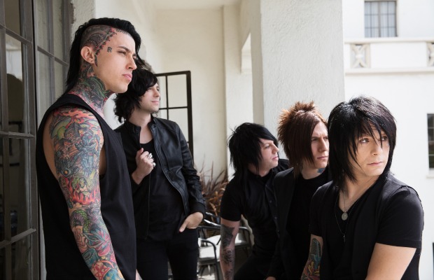 Falling In Reverse Drop Off Warped Tour