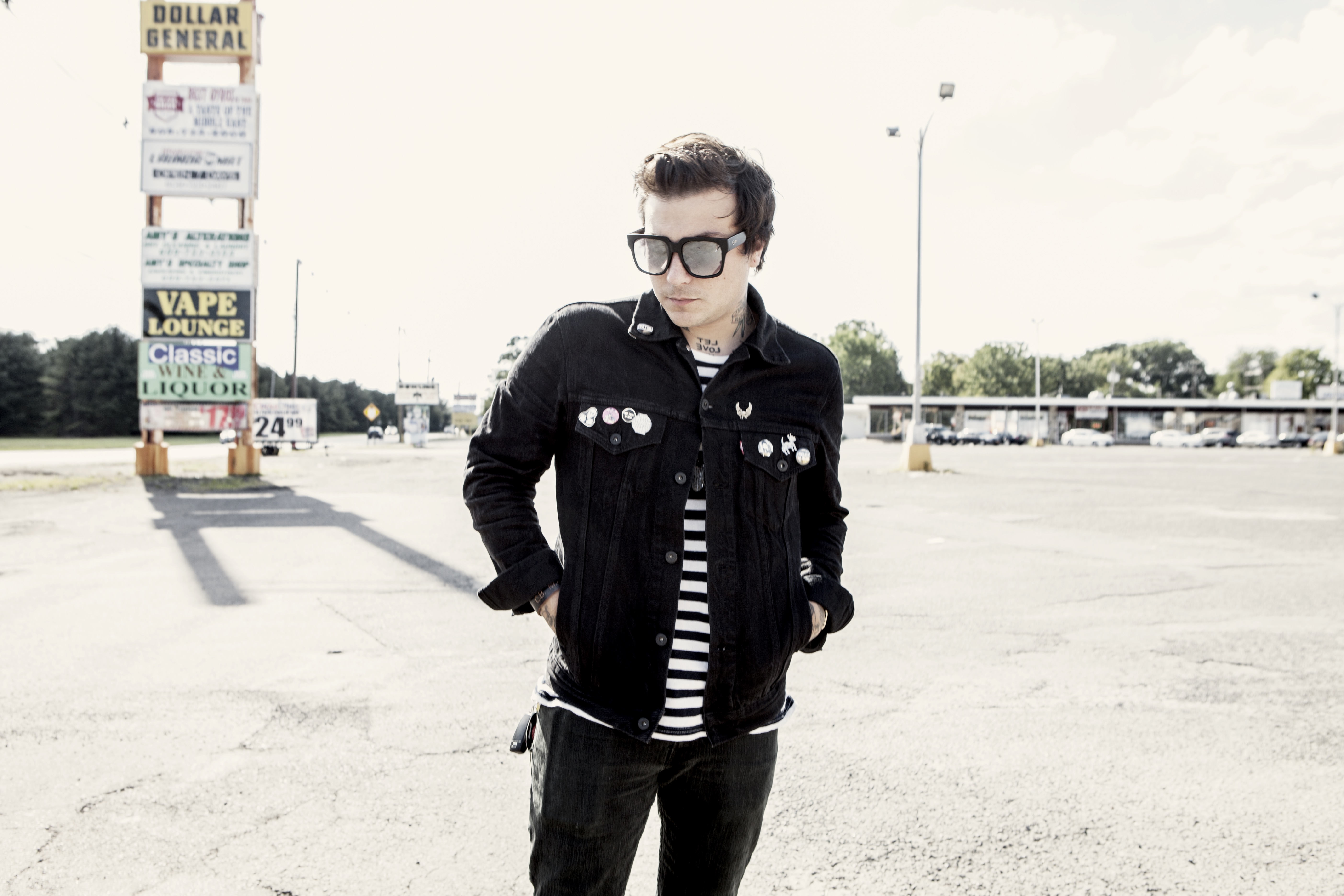 Frank Iero and the Patience announce new album, ‘Parachutes’