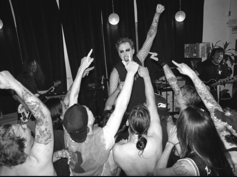 INTERVIEW – Constant Pain